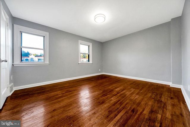 7247 GLENTHORNE RD, Upper Darby, PA 19082