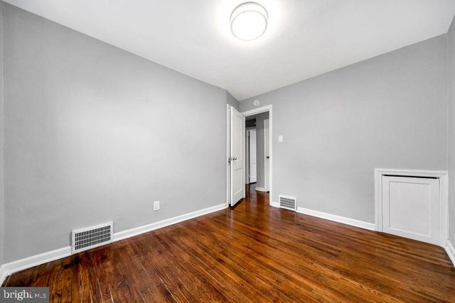 7247 GLENTHORNE RD, Upper Darby, PA 19082