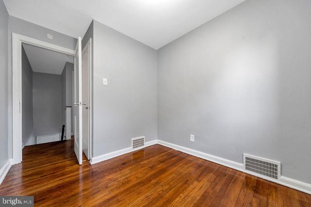 7247 GLENTHORNE RD, Upper Darby, PA 19082