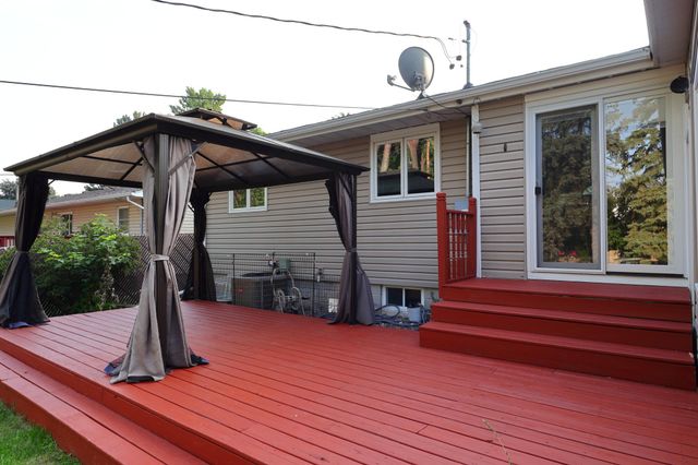 67 13th Avenue SW, New Brighton, MN 55112