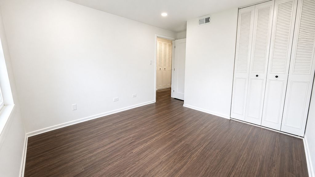 7602 159th Place 19, Tinley Park, IL 60477