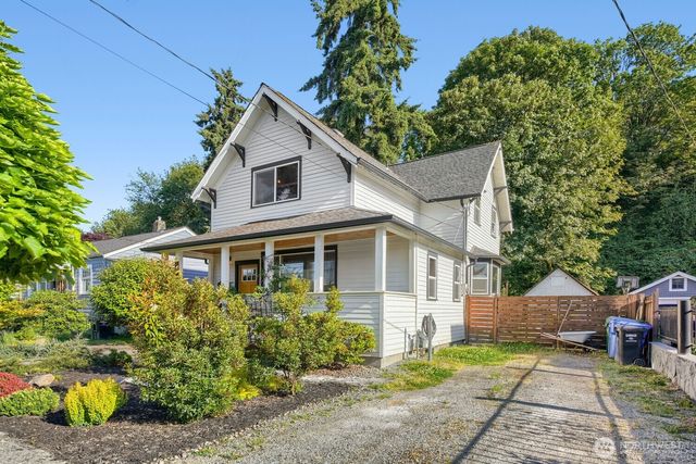 1025 S Donovan Street, Seattle, WA 98108