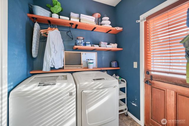 1025 S Donovan Street, Seattle, WA 98108