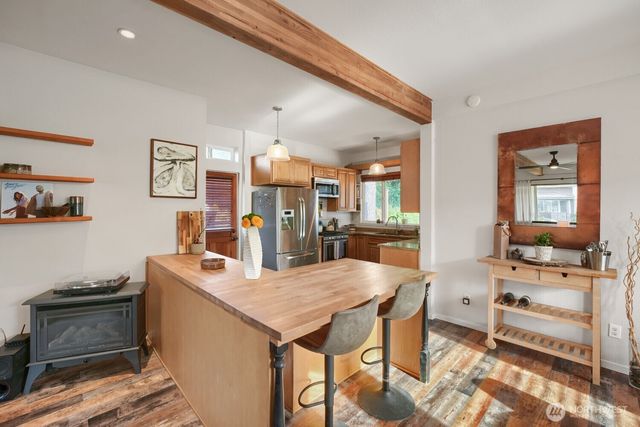 1025 S Donovan Street, Seattle, WA 98108