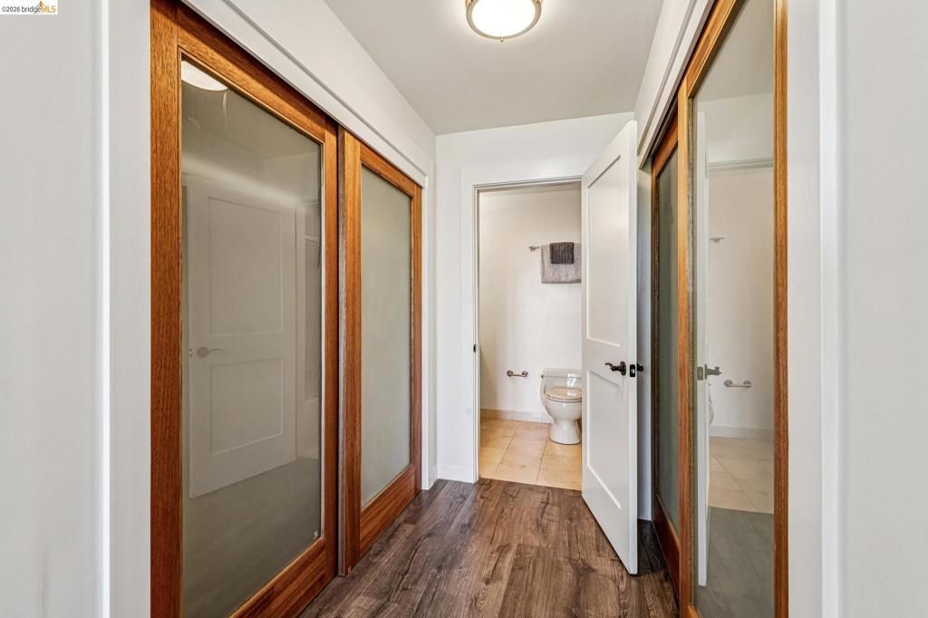 Image 21 of property listing at 811 York St 315, Oakland, CA 94610