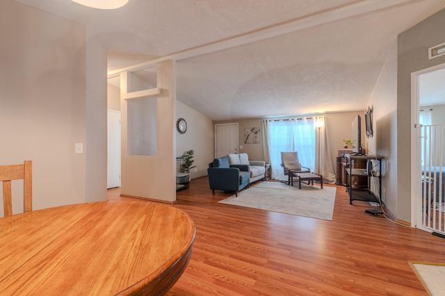 2552 Thorn Oak Drive SPC 9, Medford, OR 97501