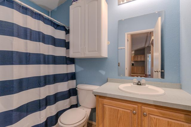 2552 Thorn Oak Drive SPC 9, Medford, OR 97501