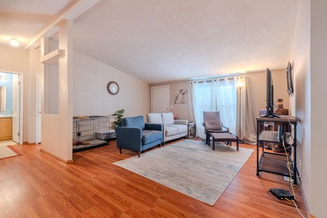 2552 Thorn Oak Drive SPC 9, Medford, OR 97501