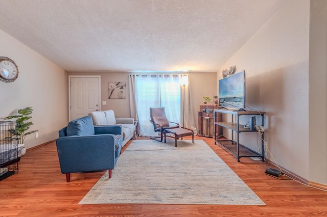 2552 Thorn Oak Drive SPC 9, Medford, OR 97501