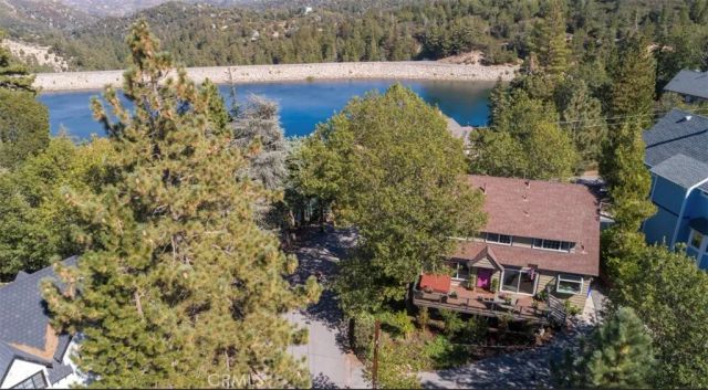 514 Emerald Drive, Lake Arrowhead, CA 92352