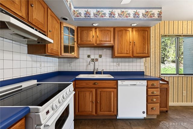 5401 Landau Drive 13, Kettering, OH 45429