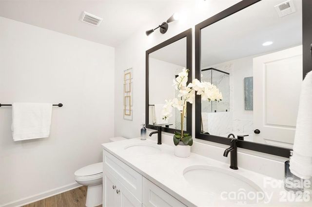 443 Dawn Circle, Charlotte, NC 28213