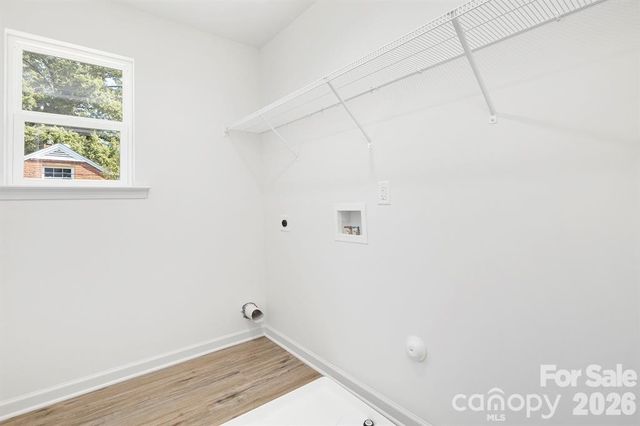 443 Dawn Circle, Charlotte, NC 28213