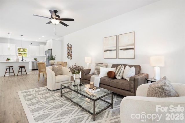 443 Dawn Circle, Charlotte, NC 28213