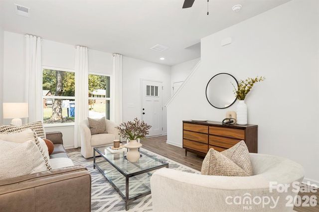 443 Dawn Circle, Charlotte, NC 28213