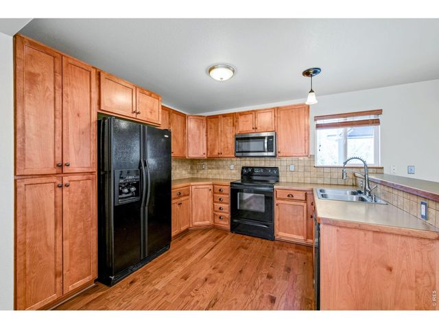 1245 W 50th St, Loveland, CO 80538