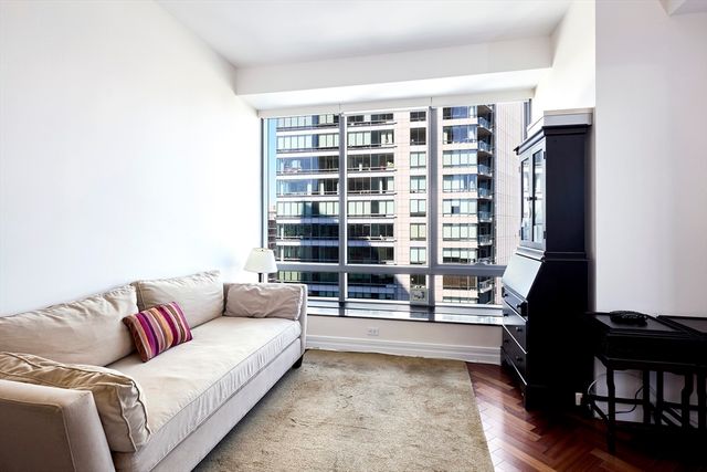 2 Avery 25G, Boston, MA 02111