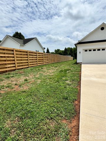 113 Cheval Trail, Cleveland, NC 27013
