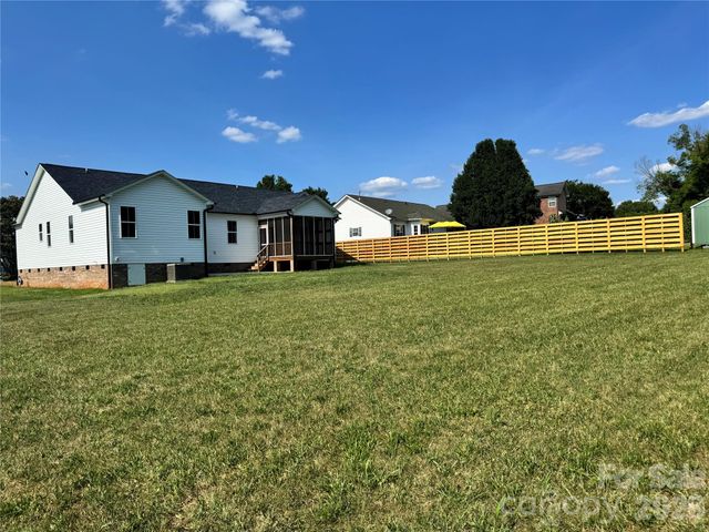 113 Cheval Trail, Cleveland, NC 27013