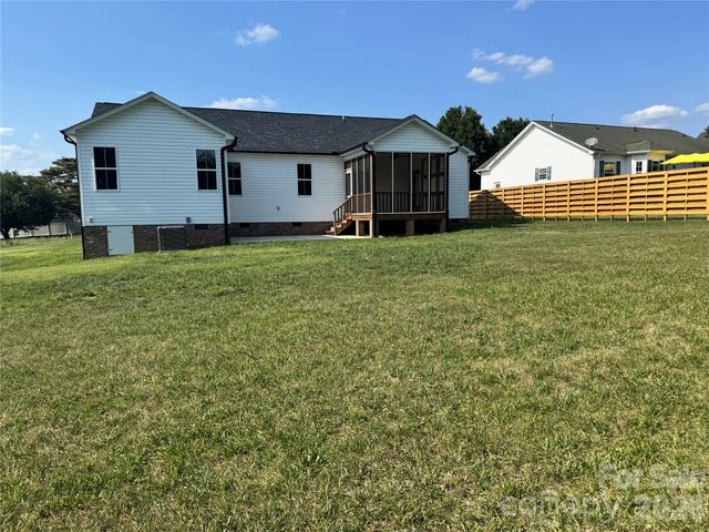 113 Cheval Trail, Cleveland, NC 27013