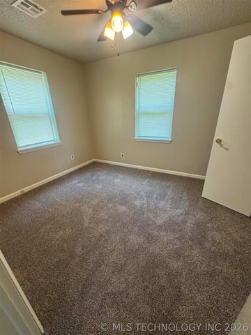 2619 N 4th Street, Mcalester, OK 74501