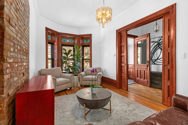 954 PARK Place, New York City, NY 11213