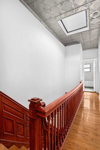 954 PARK Place, New York City, NY 11213