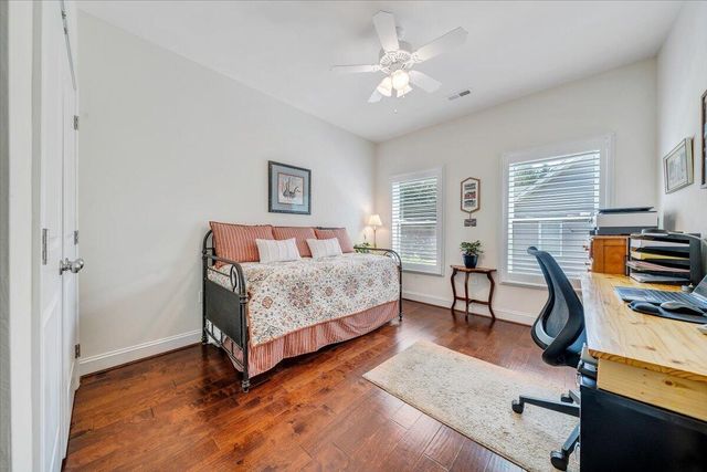 2735 Cottage Rose LN, Roanoke, VA 24012