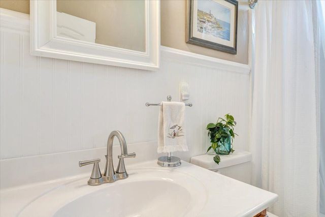 2735 Cottage Rose LN, Roanoke, VA 24012