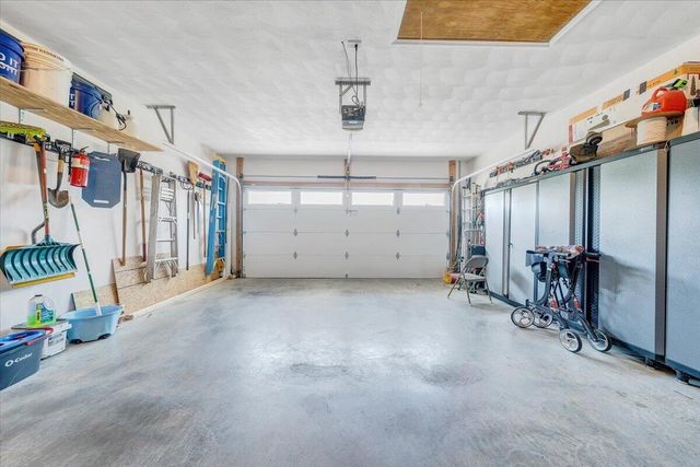 2735 Cottage Rose LN, Roanoke, VA 24012