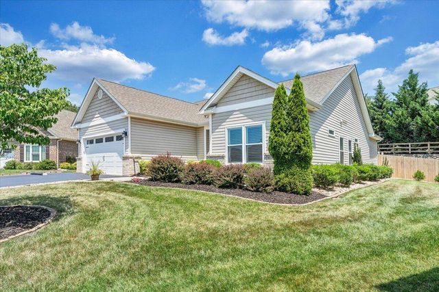 2735 Cottage Rose LN, Roanoke, VA 24012