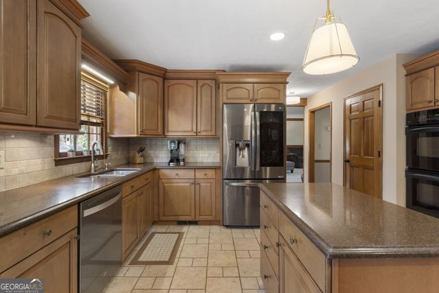 2946 Matthew Lane, Lawrenceville, GA 30044