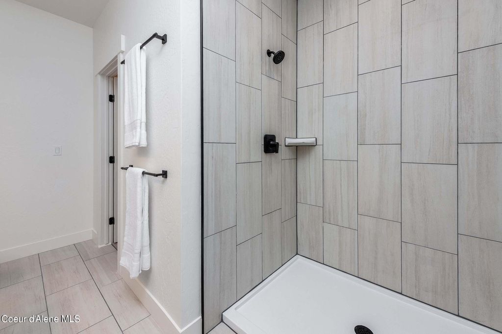 215 White Cloud Dr, Sandpoint, ID 83864 photo 28