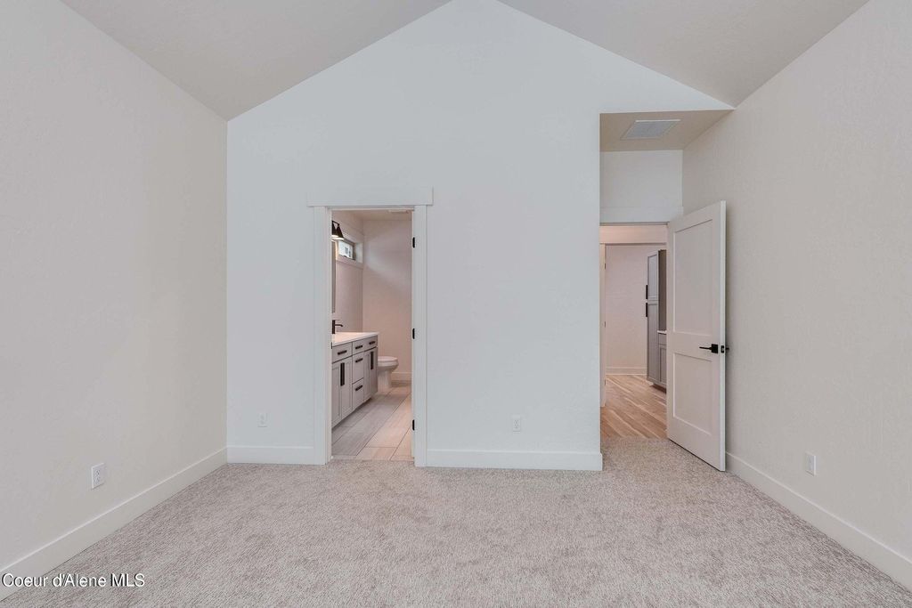 215 White Cloud Dr, Sandpoint, ID 83864 photo 33