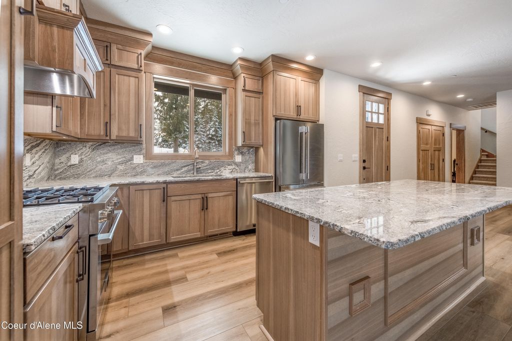 215 White Cloud Dr, Sandpoint, ID 83864 photo 5