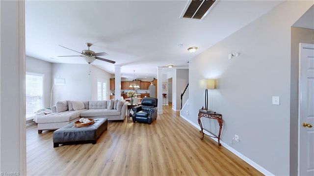 3547 Meadow Glen Court, Clemmons, NC 27012