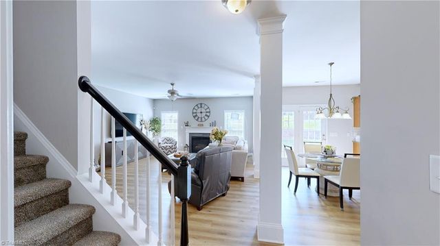 3547 Meadow Glen Court, Clemmons, NC 27012