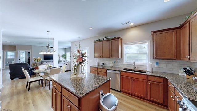 3547 Meadow Glen Court, Clemmons, NC 27012