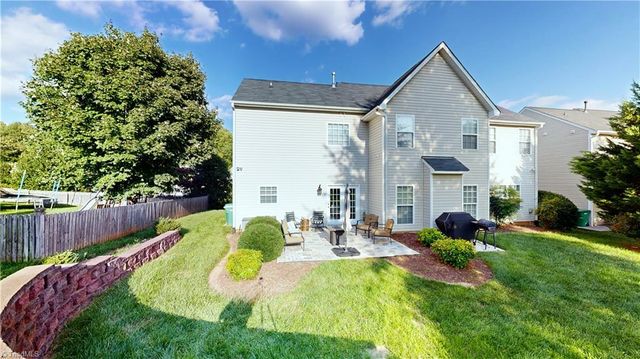 3547 Meadow Glen Court, Clemmons, NC 27012