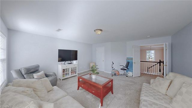 3547 Meadow Glen Court, Clemmons, NC 27012