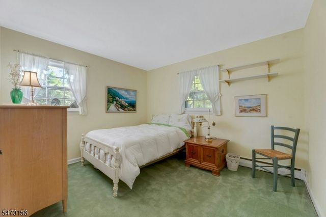 50 Pine St, Ramsey Boro, NJ 07446