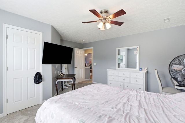 316 Sackett Drive, Monroe, OH 45050
