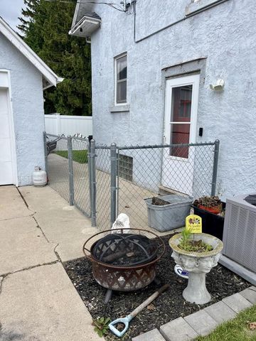 2708 School STREET, Two Rivers, WI 54241