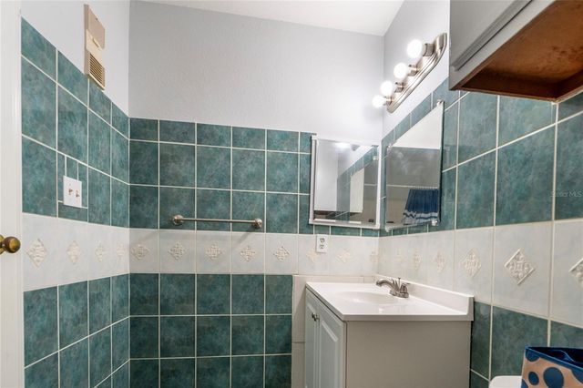 1400 GANDY BOULEVARD N 1708, St Petersburg, FL 33702