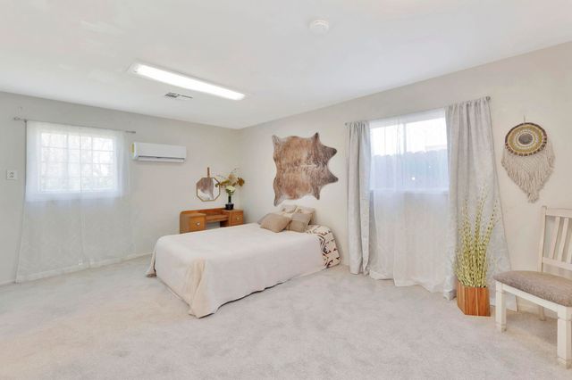 2751 S Bennett, Wichita, KS 67217