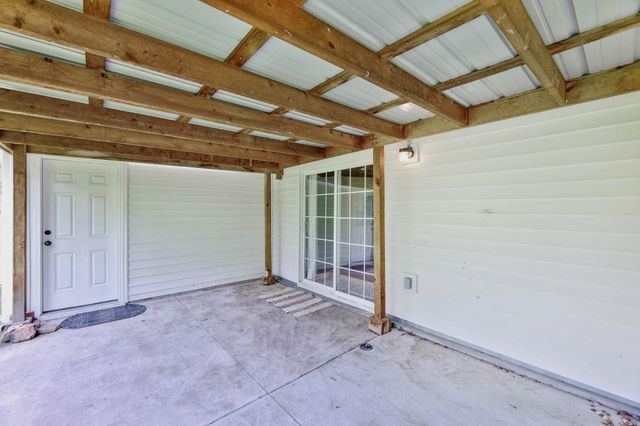 2751 S Bennett, Wichita, KS 67217