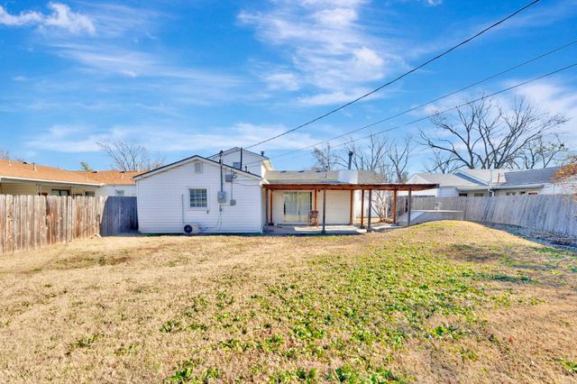 2751 S Bennett, Wichita, KS 67217