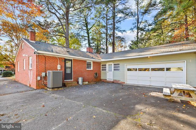 625 PINE BLUFF RD, Salisbury, MD 21801