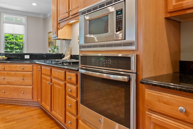 3569 Henrietta Hartford Road, Mount Pleasant, SC 29466