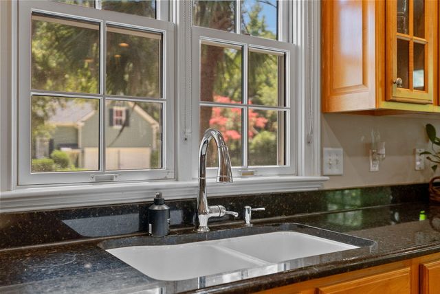 3569 Henrietta Hartford Road, Mount Pleasant, SC 29466